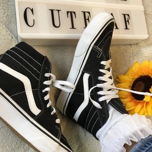 Vans Classic Sk8 Hi Sneakers in Black and White